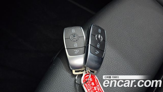 Mercedes-Benz GLB-Class (X247) GLB220 2021 — фото 16