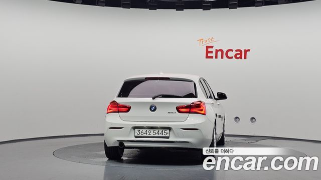 BMW 1 Series (F20) 118d Sport 5Door 2016 — фото 4