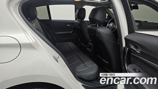 BMW 1 Series (F20) 118d Sport 5Door 2016 — фото 12