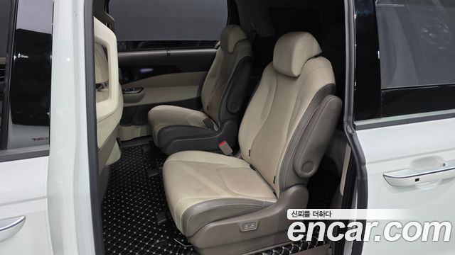 Kia Carnival (IV) Diesel 9-Seater Signature 2022 — фото 12