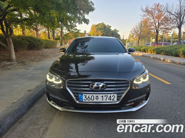 Hyundai Grandeur (IG) 2.4 Premium Special