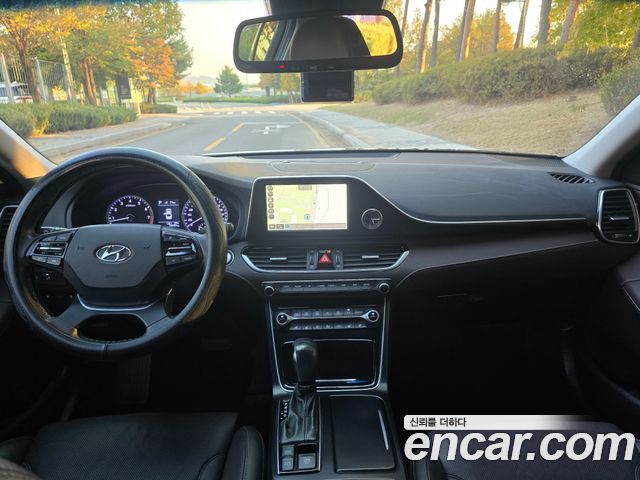 Hyundai Grandeur (IG) 2.4 Premium Special 2018 — фото 17