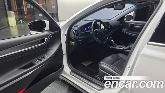 Hyundai Grandeur (IG) 2.4 Premium Special 2018 — фото 10