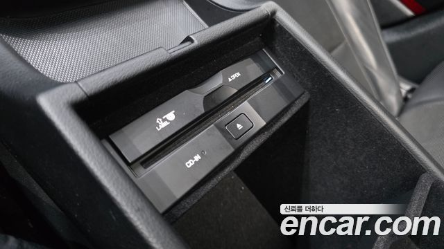 Hyundai Grandeur (IG) 2.4 Premium Special 2018 — фото 13