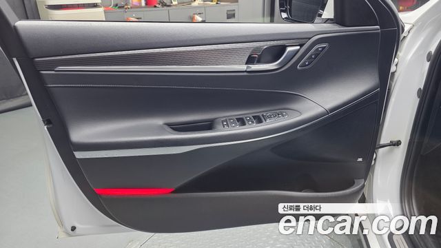 Hyundai Grandeur (IG) 2.4 Premium Special 2018 — фото 24