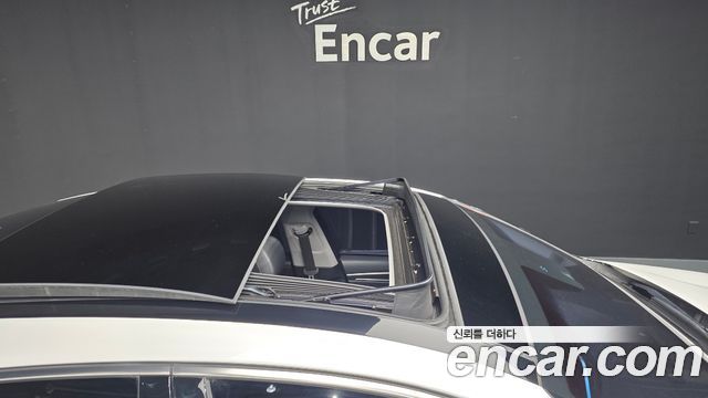 Hyundai Grandeur (IG) 2.4 Premium Special 2018 — фото 36