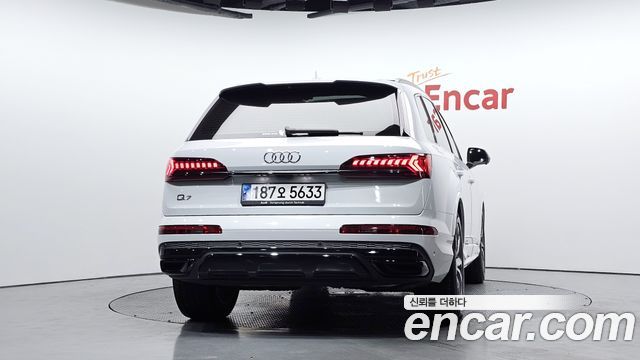 Audi Q7 (4M) 50 TDI Quattro Premium 2023 — фото 4