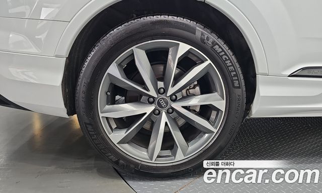 Audi Q7 (4M) 50 TDI Quattro Premium 2023 — фото 41