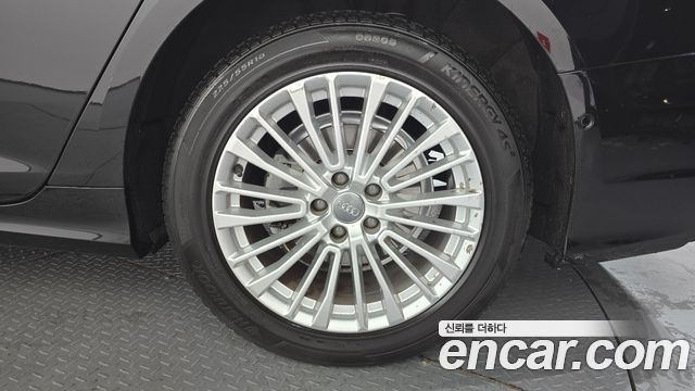 Audi A6 (C8) 40 TDI Quattro Premium 2020 — фото 21