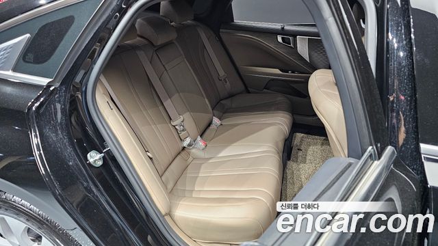 Kia K8 2.5 Gasoline 2WD Noblesse 2022 — фото 11