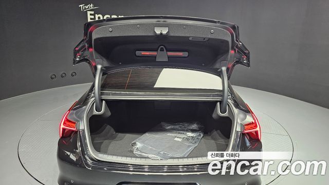 Kia K8 2.5 Gasoline 2WD Noblesse 2022 — фото 20