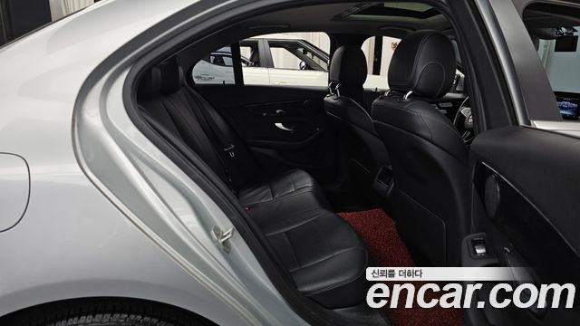 Mercedes-Benz C-Class (W205) C200 d 2016 — фото 12