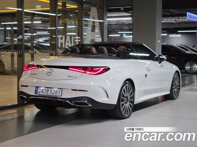 Mercedes-Benz CLE-Class (C236) CLE450 4MATIC Cabriolet 2024 — фото 4
