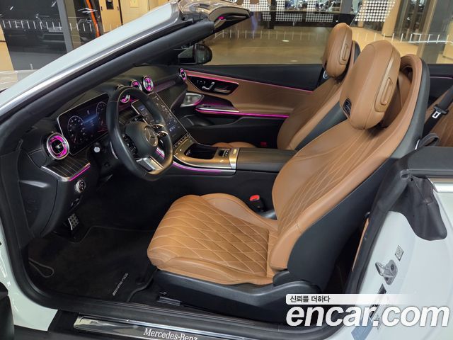 Mercedes-Benz CLE-Class (C236) CLE450 4MATIC Cabriolet 2024 — фото 8