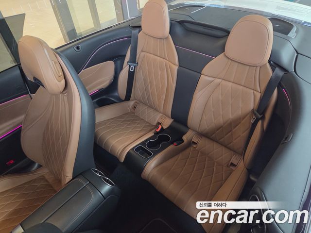 Mercedes-Benz CLE-Class (C236) CLE450 4MATIC Cabriolet 2024 — фото 9