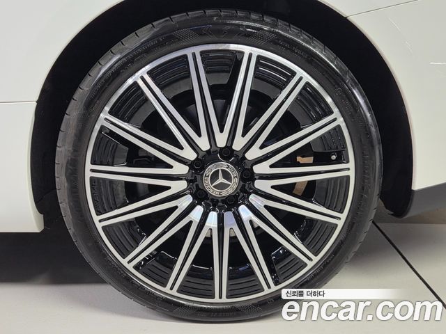 Mercedes-Benz CLE-Class (C236) CLE450 4MATIC Cabriolet 2024 — фото 24