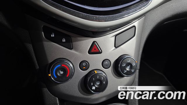 Chevrolet Aveo Sedan 1.4 Turbo LT 2017 — фото 18