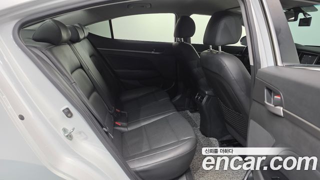 Hyundai Avante (AD) 1.6 GDI Modern 2017 — фото 12