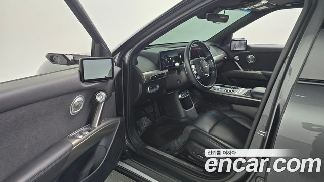 Genesis GV60 Standard 2022 — фото 10