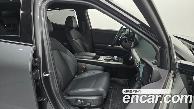 Genesis GV60 Standard 2022 — фото 26