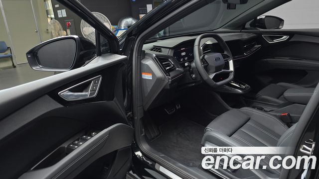 Audi Q4 e-tron (F4) 45 Premium Sportback 2026 — фото 10