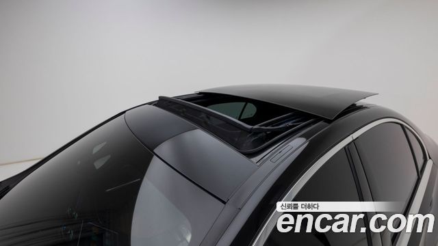 Mercedes-Benz C-Class (W206) C200 AMG Line 2025 — фото 16