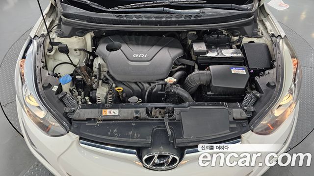 Hyundai Avante 1.6 GDi Smart Standard 2014 — фото 6