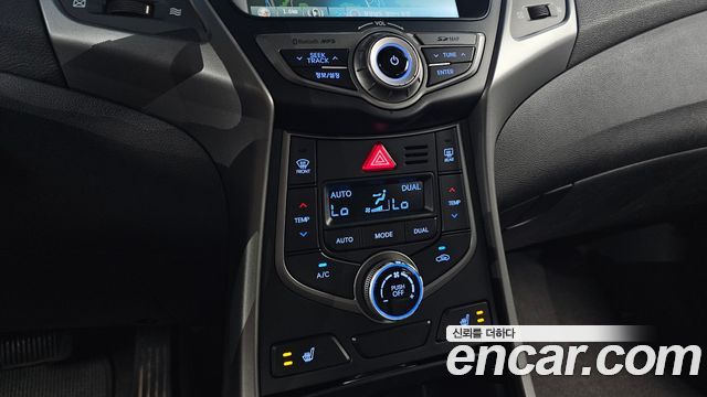 Hyundai Avante 1.6 GDi Smart Standard 2014 — фото 17