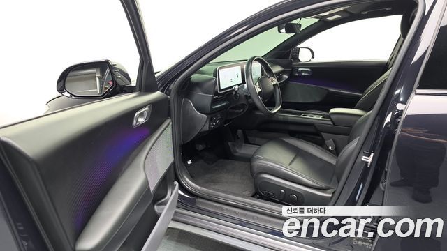 Hyundai Ioniq 6 Long Range Exclusive + 2023 — фото 10