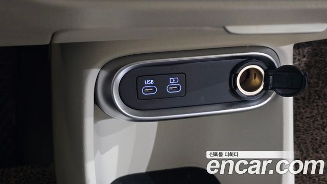 Genesis GV60 Standard 2022 — фото 13