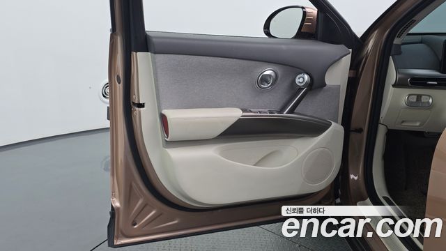 Genesis GV60 Standard 2022 — фото 24