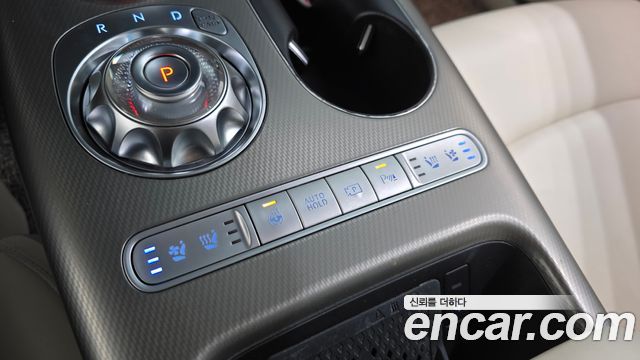 Genesis GV60 Standard 2022 — фото 33