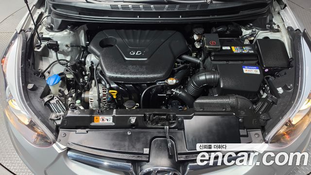 Hyundai Avante 1.6 GDi Style 2014 — фото 6