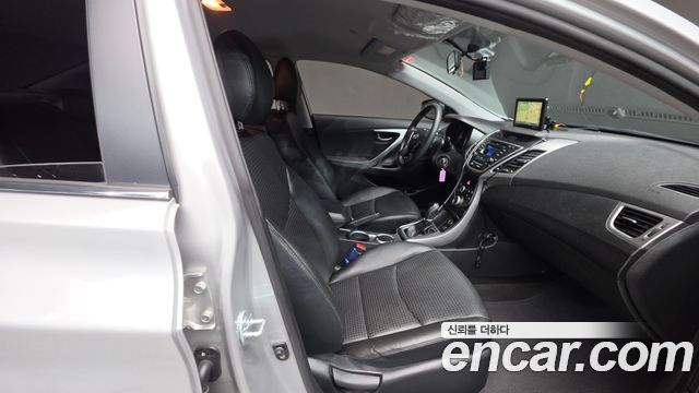 Hyundai Avante 1.6 GDi Style 2014 — фото 10