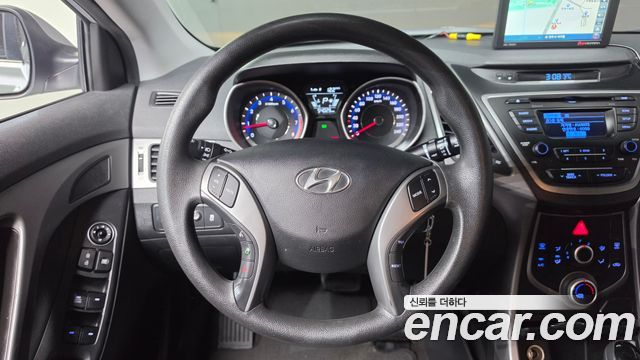 Hyundai Avante 1.6 GDi Style 2014 — фото 13