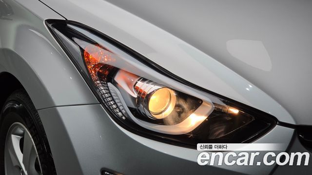 Hyundai Avante 1.6 GDi Style 2014 — фото 22