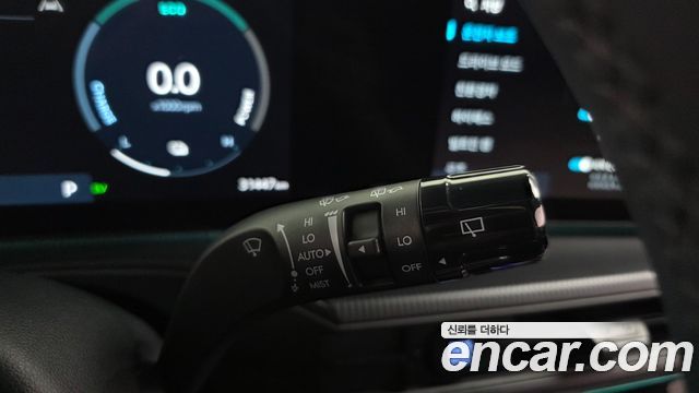 Hyundai Santa Fe (MX5) HEV 1.6 2WD Calligraphy 2024 — фото 19