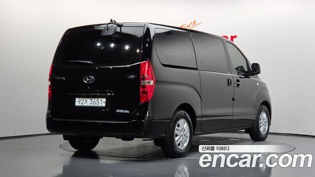 Hyundai Grand Starex Van 3-Seater Smart 2019 — фото 2