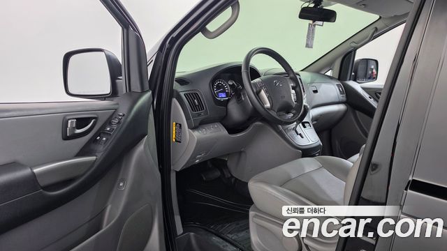Hyundai Grand Starex Van 3-Seater Smart 2019 — фото 10