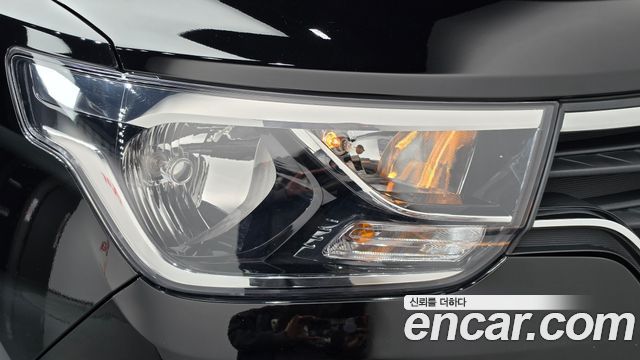 Hyundai Grand Starex Van 3-Seater Smart 2019 — фото 22