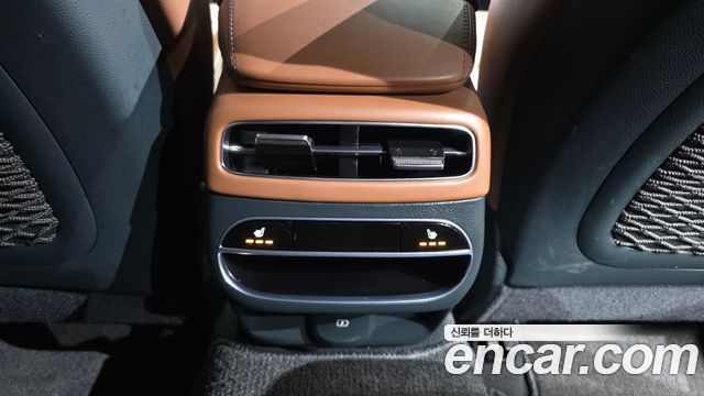 Genesis GV70 2.5T Gasoline AWD 2023 — фото 19