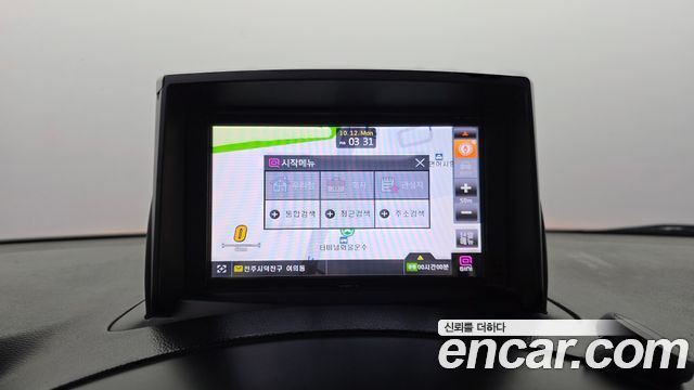 Hyundai Grand Starex 12-Seater Wagon CVX Deluxe 2014 — фото 20