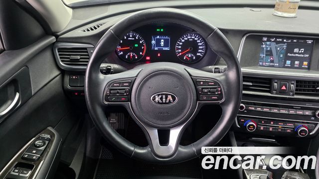 Kia K5 (II) 2.0 MX Prestige 2016 — фото 13