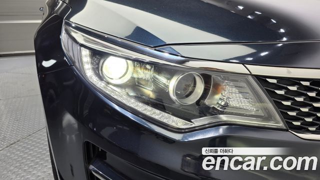 Kia K5 (II) 2.0 MX Prestige 2016 — фото 22