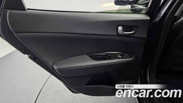 Kia K5 (II) 2.0 MX Prestige 2016 — фото 25
