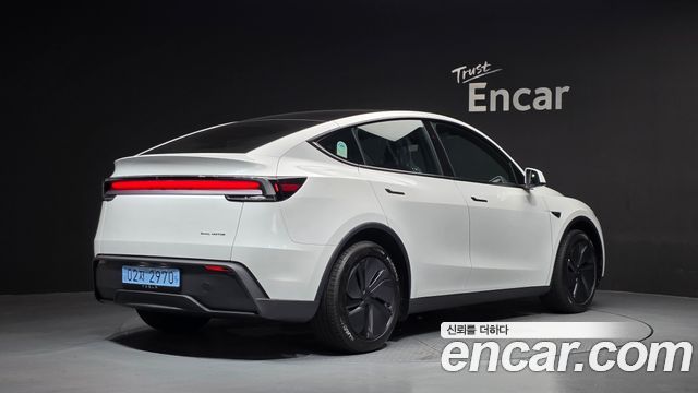 Tesla Model Y Premium Long Range AWD 2026 — фото 2