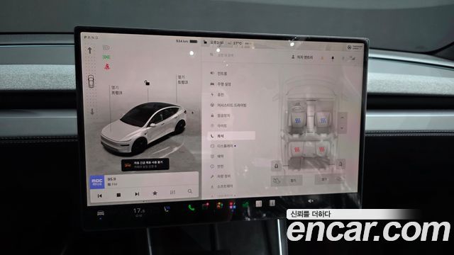 Tesla Model Y Premium Long Range AWD 2026 — фото 16