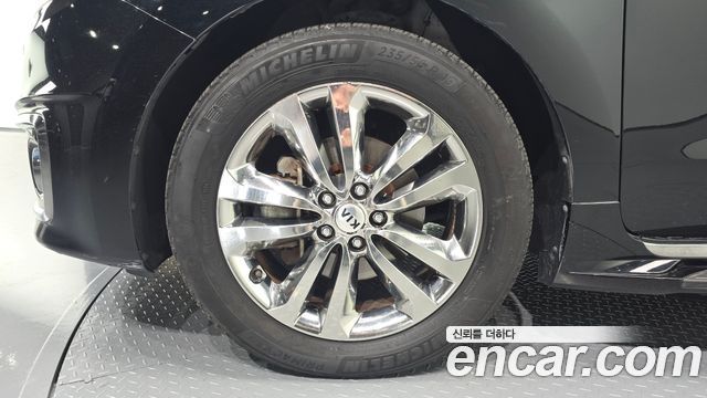 Kia Carnival 9-seater Hi-Limousine Prestige 2016 — фото 5