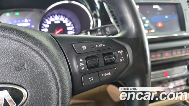 Kia Carnival 9-seater Hi-Limousine Prestige 2016 — фото 30