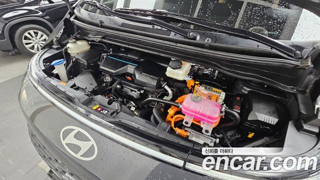 Hyundai Staria HEV 1.6 Cargo 3-Seater Modern 2025 — фото 6